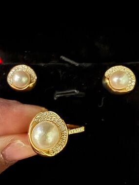 18k Yellow Gold Natural Pearl and Diamond Earrings and Ring Set
